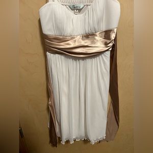 Lacy tie back dress :)